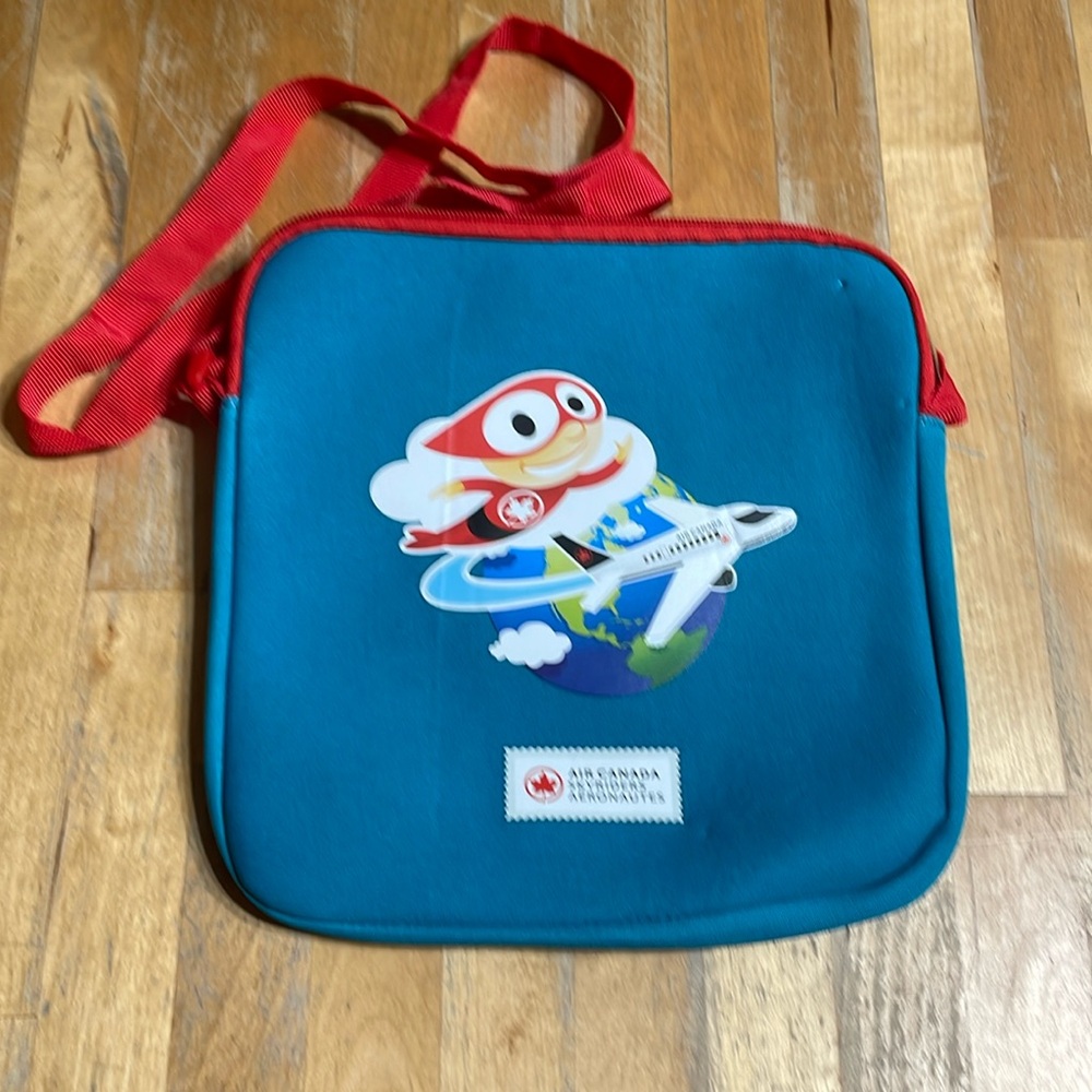 COPY - NWOT Air Canada Skyriders crossbody travel bag